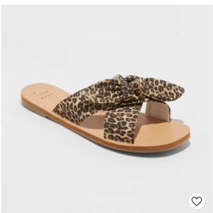 Livia Knotted Bow Slide Leopard Sandals